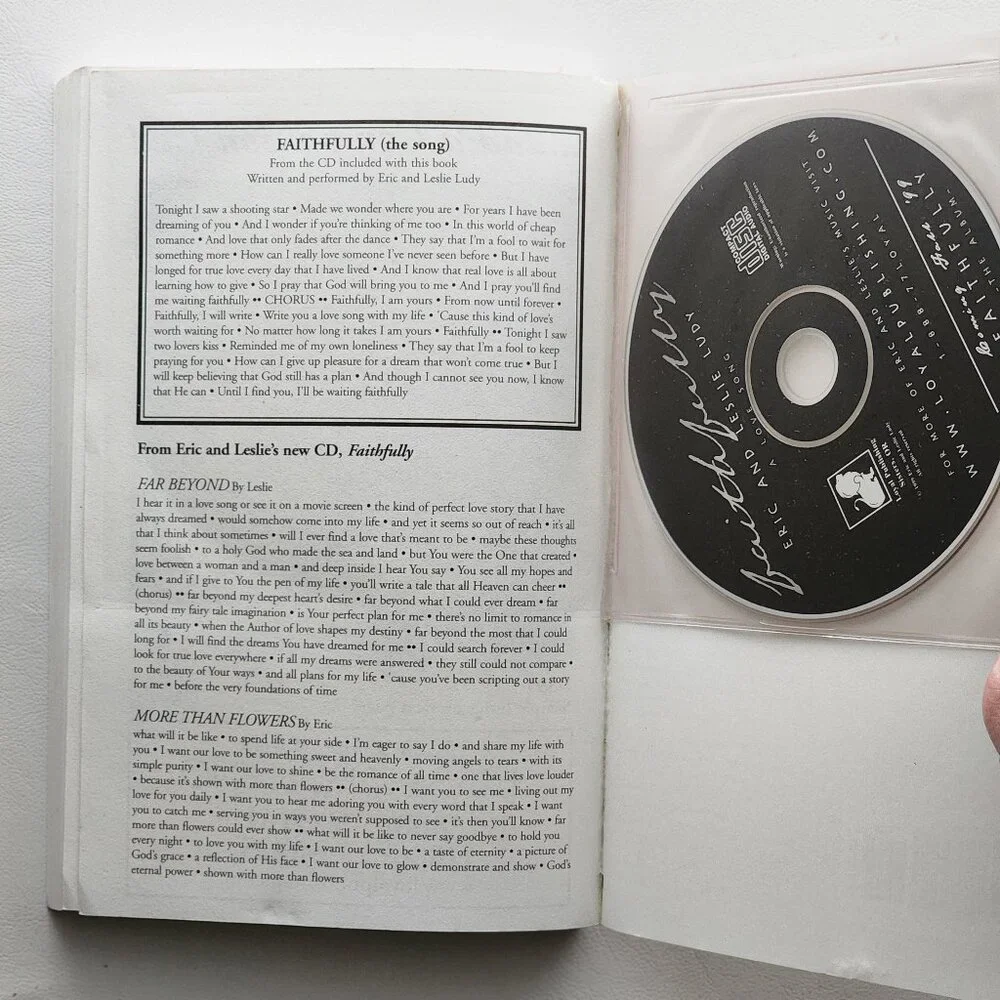 When God Writes Your Love Story with Bonus CD by Eric & Leslie Ludy